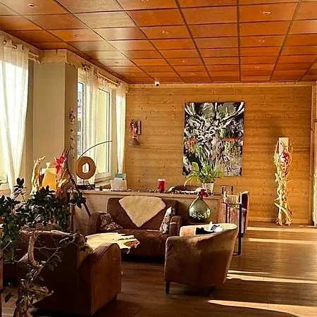 Annexe By La Reserve Hotel 3*