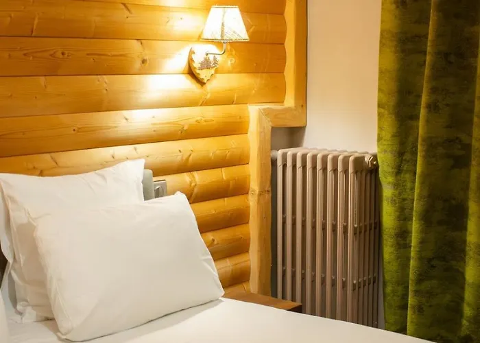 Annexe By La Réserve Hotel 3*